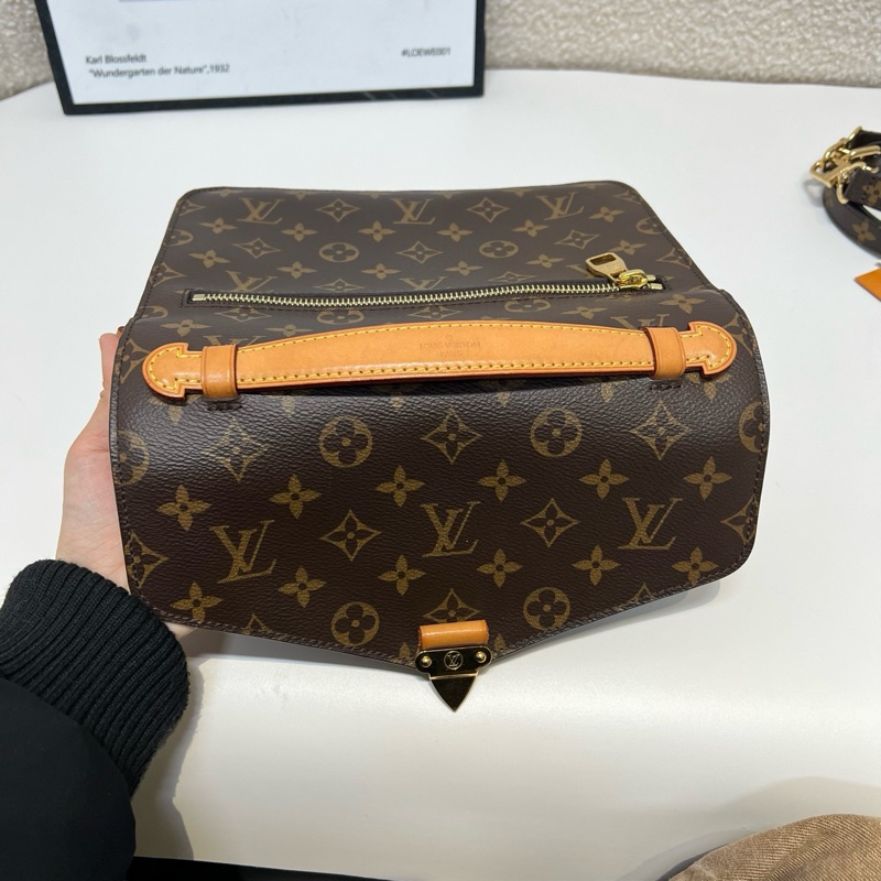 95新Louis Vuitton/路易威登 Pochette Metis 棕色老花邮差包 手提单肩斜挎包-10