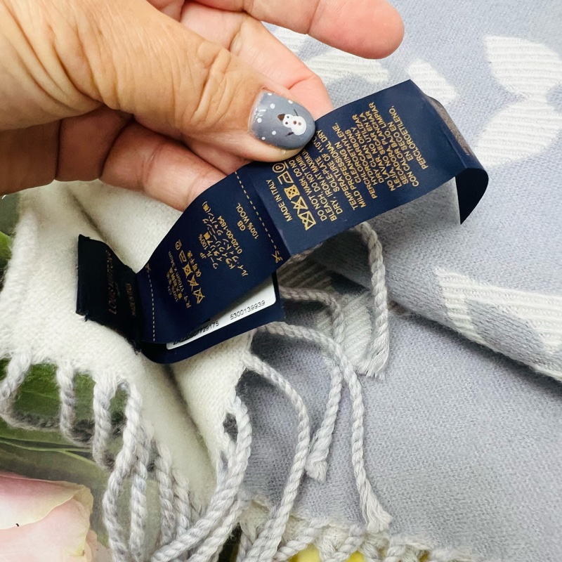 lv灰色羊毛圍巾-3