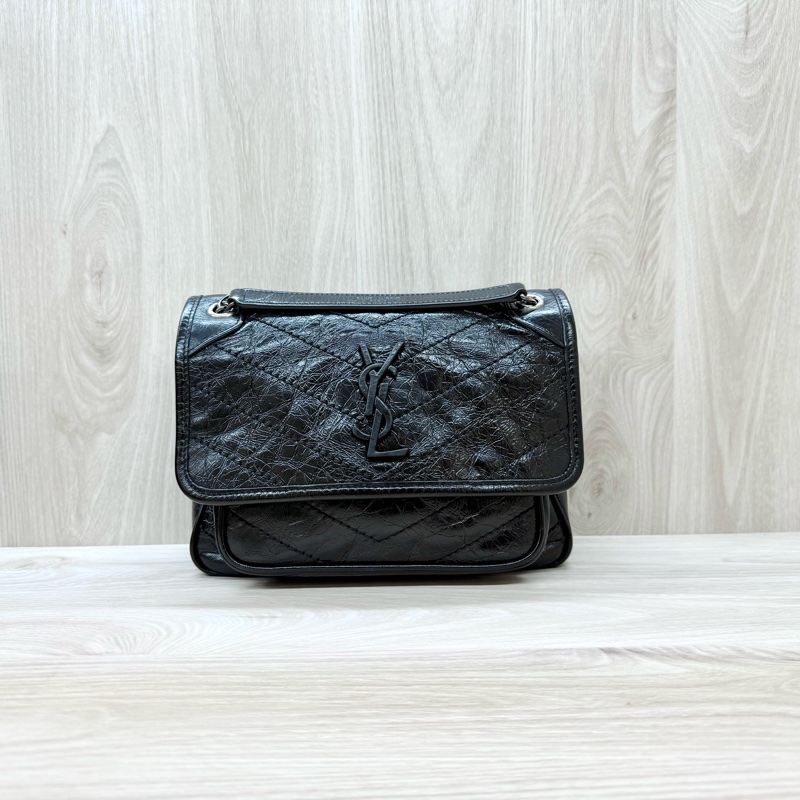 YSL黑色黑釦揉製牛皮NIKI BABY復古鏈包6331600-0