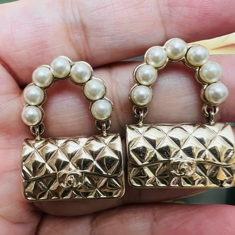 香奈兒書包耳環-0