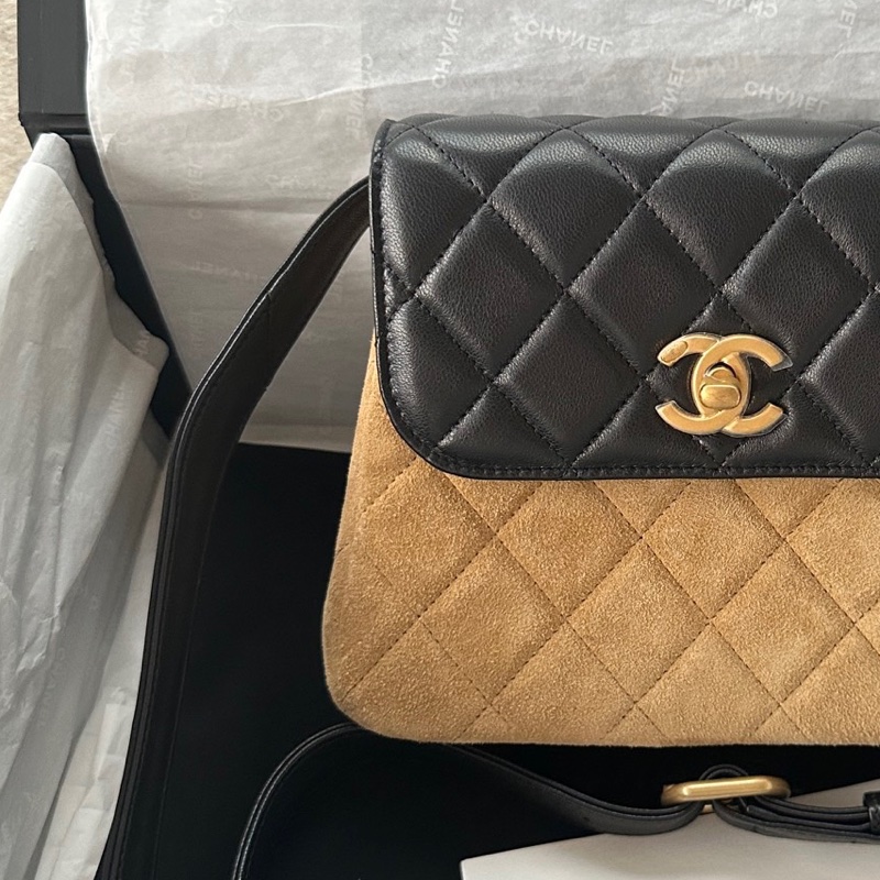 【配件：防塵袋 💕】Chanel 25A 手工坊 小方包 方塊包 金棕 拼皮 棕色 麂皮 羊皮 金扣 手提 單肩 斜挎-3