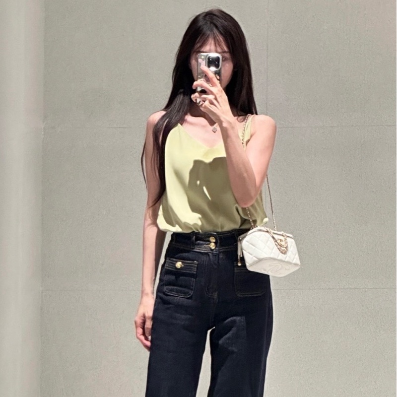 【配件：防塵袋 99新💕】Chanel 25S 雙金球 長盒子 盒子包 化妝包 白金 白色 金扣 鏈條可調節 手提 單肩 斜挎-1