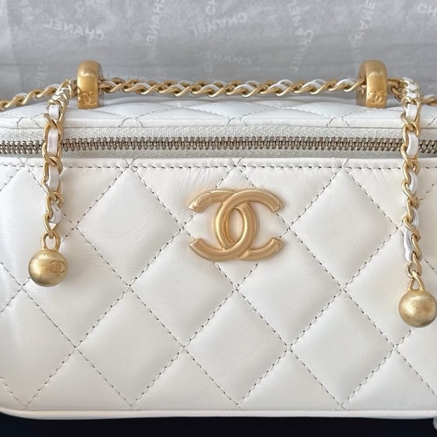【配件：防塵袋 99新💕】Chanel 25S 雙金球 長盒子 盒子包 化妝包 白金 白色 金扣 鏈條可調節 手提 單肩 斜挎-3