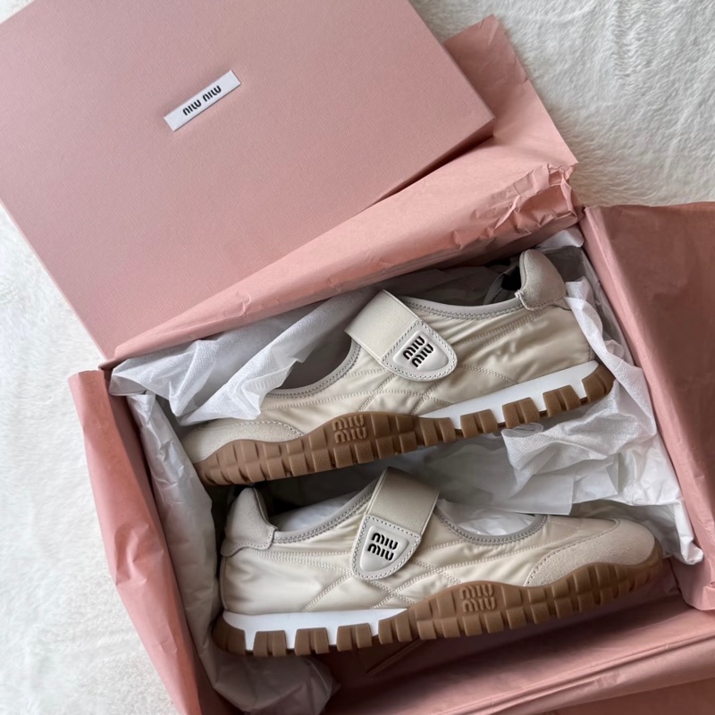 Miu Miu 魔術貼 瑪麗珍鞋 #36 36.5 37 37.5 38-0