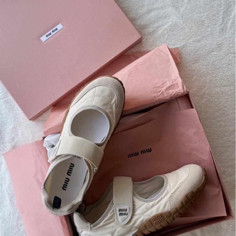 Miu Miu 魔術貼 瑪麗珍鞋 #36 36.5 37 37.5 38-4