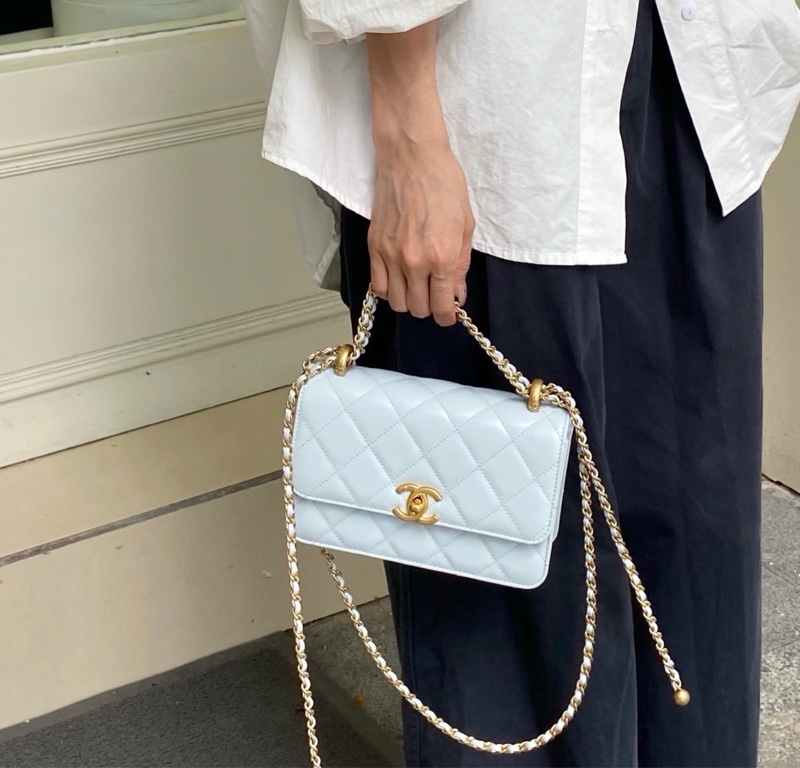 【配件：防塵袋、小票 99新💕】Chanel 25S cf mini 19cm 雙金球 雙金珠 藍色 淺藍色 淡藍色 baby藍 金扣 牛皮 手提 單肩 斜挎-1