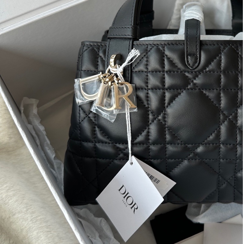 【配件：帶票大全套 】Dior Toujours 土著 橫版 小號 黑色 手提包-2