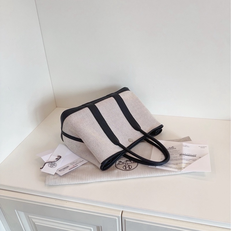 【閒置🆕】Hermes  Garden Party GP30 經典黑白熊貓🐼色 花園包 手提包-3