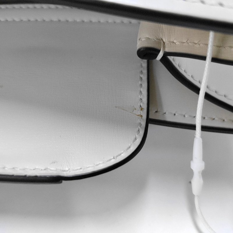 GUCCI Diana小號白色牛皮竹節鉚釘竹節包斜挎包手提包單肩包 金色銀色五金 2條可拆卸肩帶-13