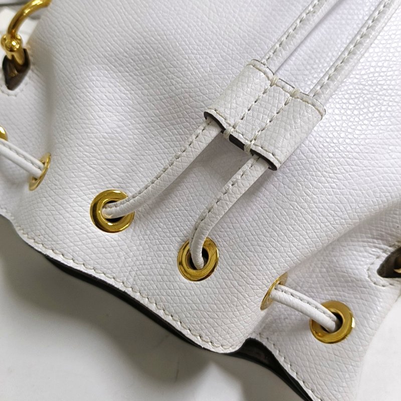 FENDI Mon Tresor迷你白色牛皮斜挎包 金色五金 2條可拆卸肩帶-8