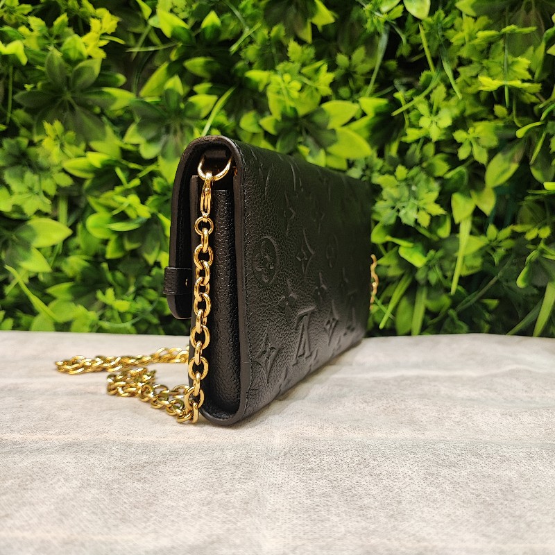 Louis Vuitton Vavin WOC-4