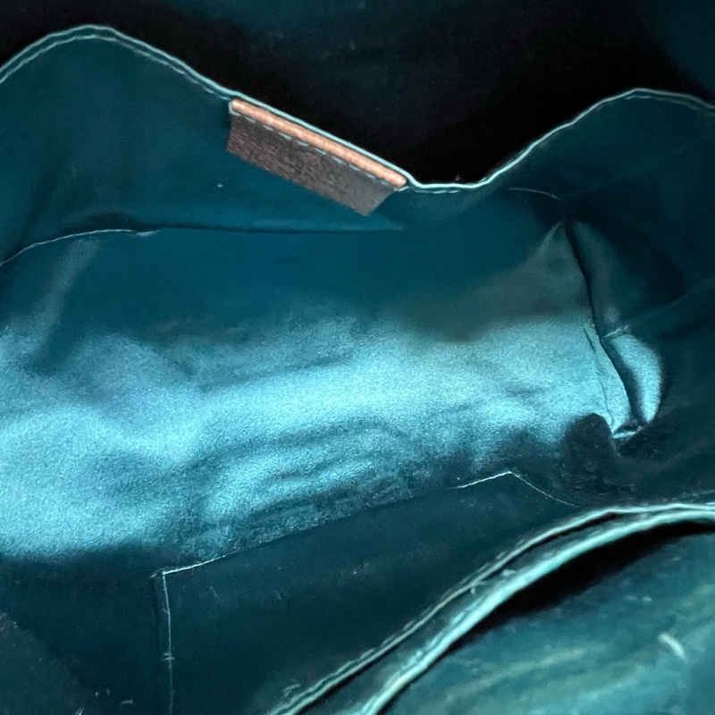 GUCCI 經典雙G貝殼包 斜背包-9