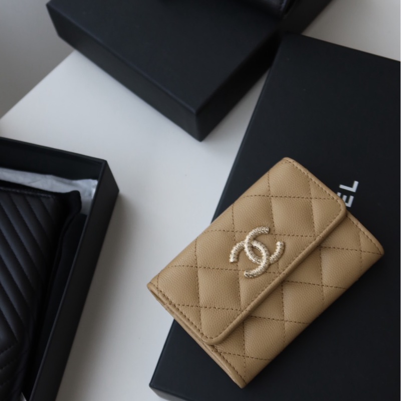 Chanel 奶茶色零錢短夾-1