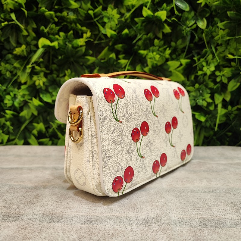 Louis Vuitton x TM Pochette Metis East West-4