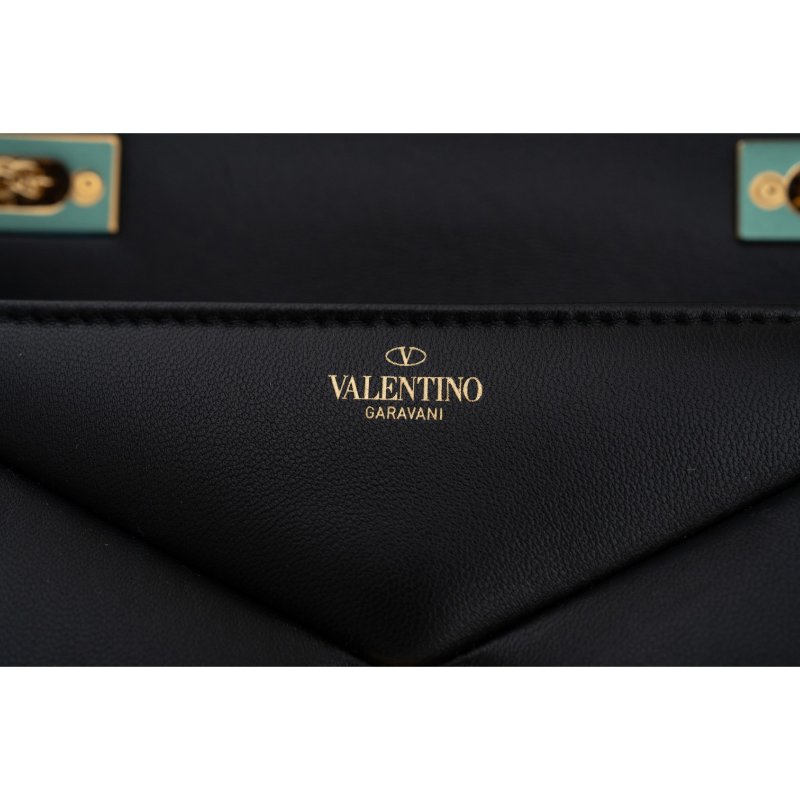 VALENTINO華倫天奴皮革金色鏈條肩背包-3