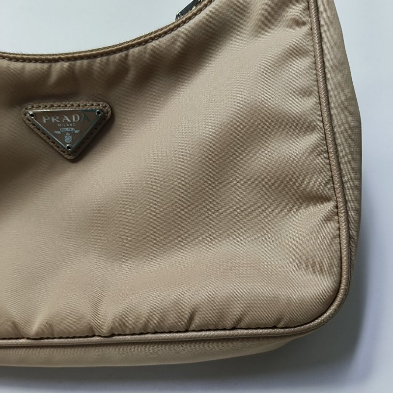 PRADA Re-Edition2005卡其色尼龍徽標單肩包斜挎包 銀色五金 子袋 2條可拆卸肩帶-8