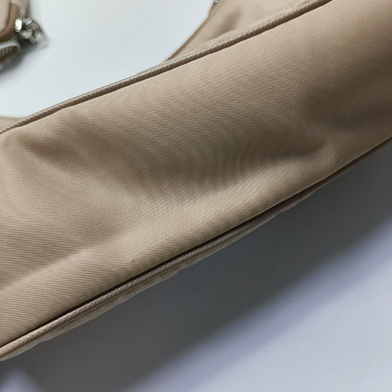 PRADA Re-Edition2005卡其色尼龍徽標單肩包斜挎包 銀色五金 子袋 2條可拆卸肩帶-11