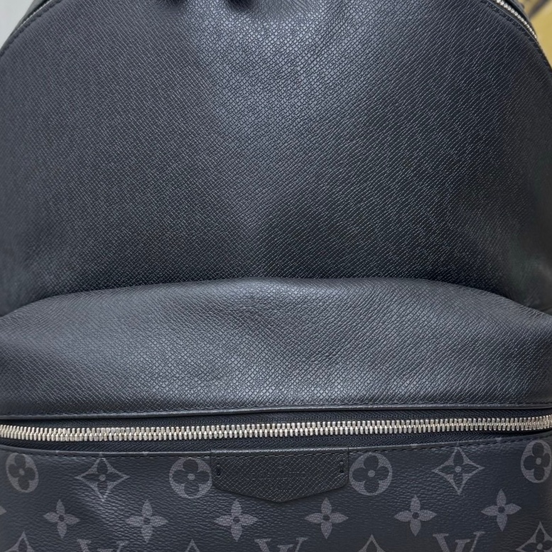 【78🆕】Lv Discovery M30230 牛皮革和黑老花塗層帆布 背包-4