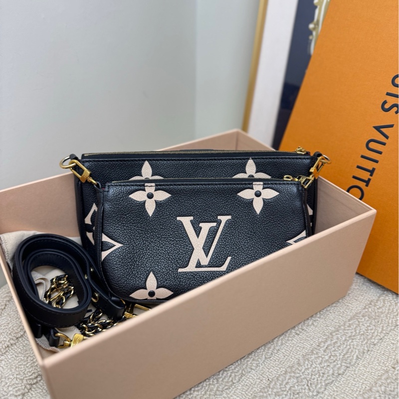 【88🆕】Lv 黑白全皮老花四合一腋下包-1