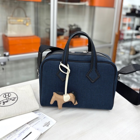 Hermes 靛藍格紋帆布拼皮 維多利亞25 W刻(鎖具丟失,商品不包括小馬僅供展示）