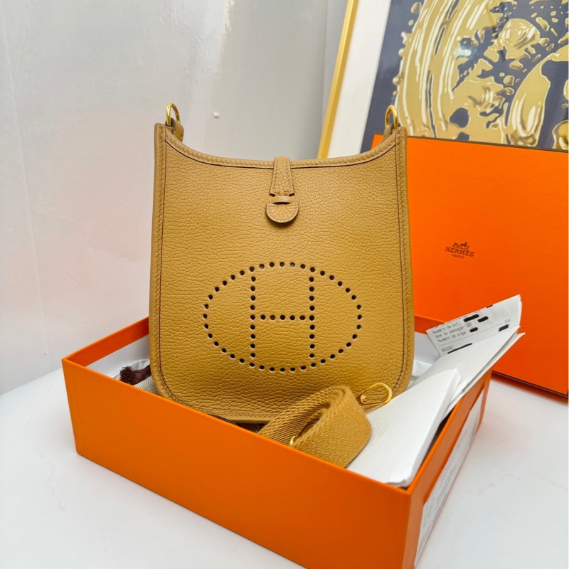 【全套帶票❤️】Hermes  evelyne mini 餅乾色金扣 單肩包-0
