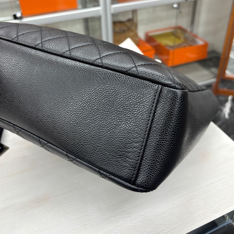 Chanel 黑銀竪版購物袋 尺寸約29*28.5 附件卡、塵袋。-6