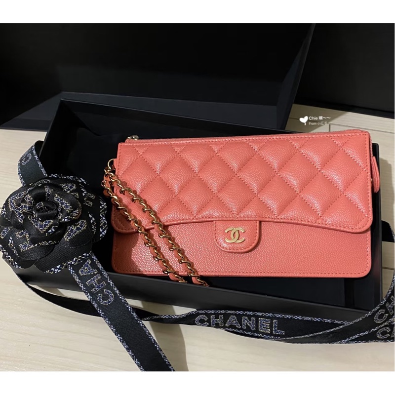 【全新品】Chanel香奈兒橘粉色荔枝紋牛皮鏈條手拿包證件票卡夾長夾-0