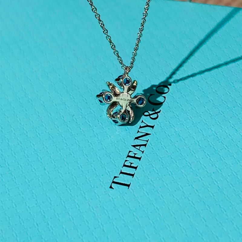 蒂芙尼Tiffany Lynn系列藍寶石項鍊，2025年購入-5