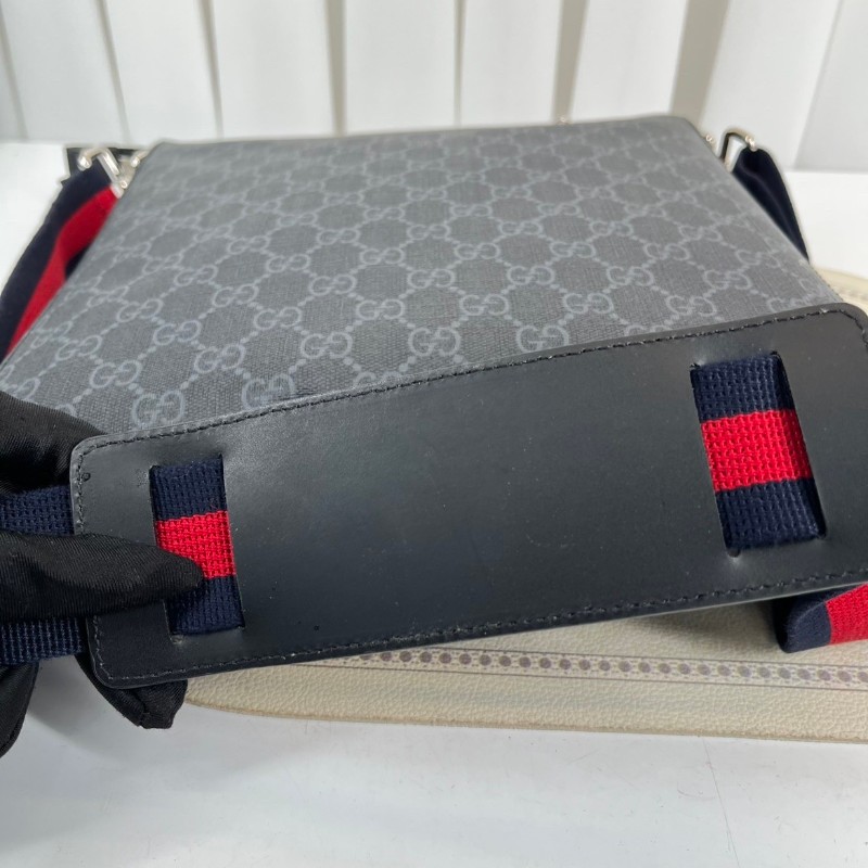 GUCC 男士斜挎包 黑色老花款 肩帶紅藍條紋 雙拉鏈設計-10
