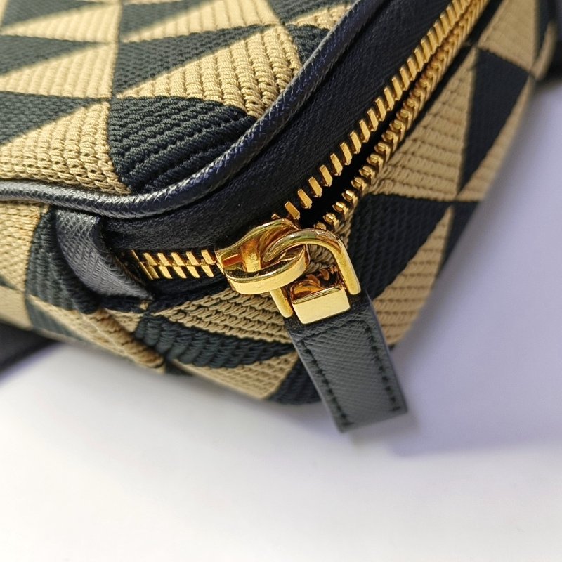 PRADA Brique棕色帆布徽標單肩包斜挎包 金色五金 可拆卸肩帶 9.8新-8