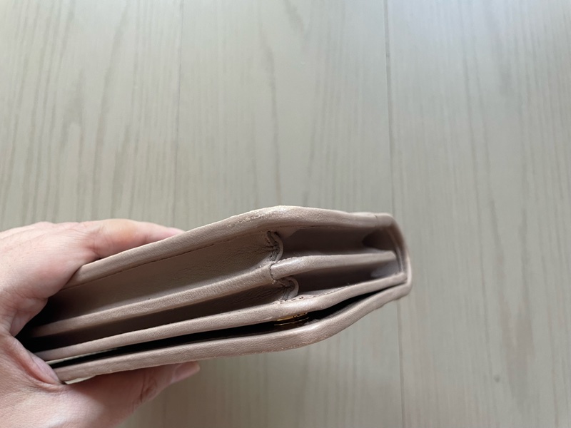 Miu Miu Matelasse wallet on chain 皺摺紋斜背包-14