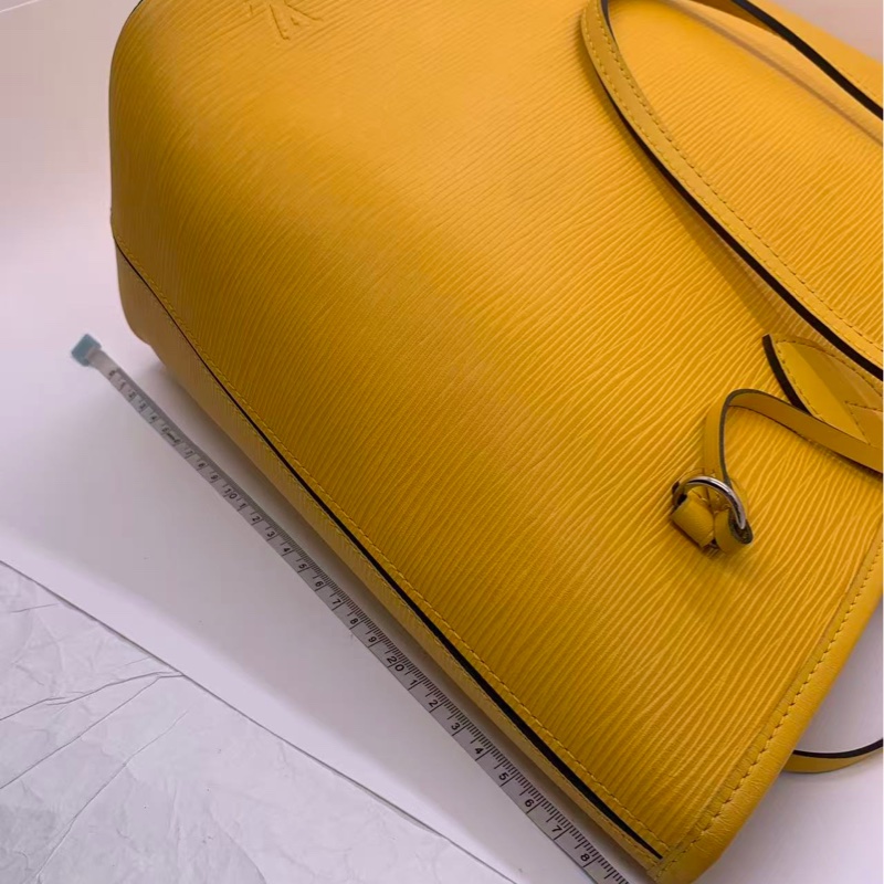 二手Lv neverfull 中號黃色水波紋購物袋，louis vuttion neverfull epi-19