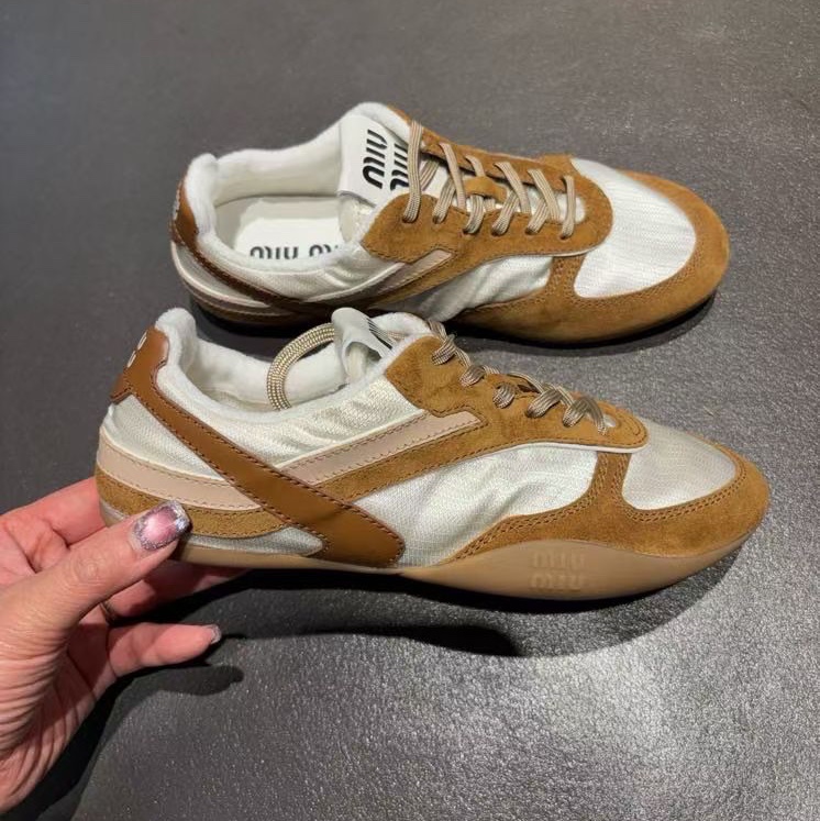 Miu Miu (5E428E) 女款 德訓鞋 #35 35.5 36 36.5 37 37.5 38 39-1