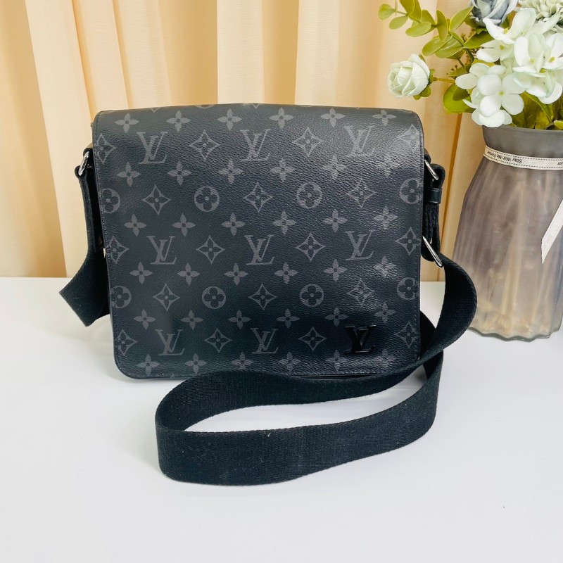 Louis Vuitton 老花黑武士男士斜背包-0