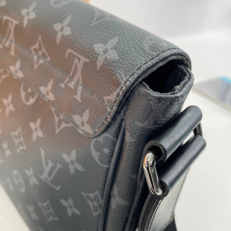 Louis Vuitton 老花黑武士男士斜背包-16