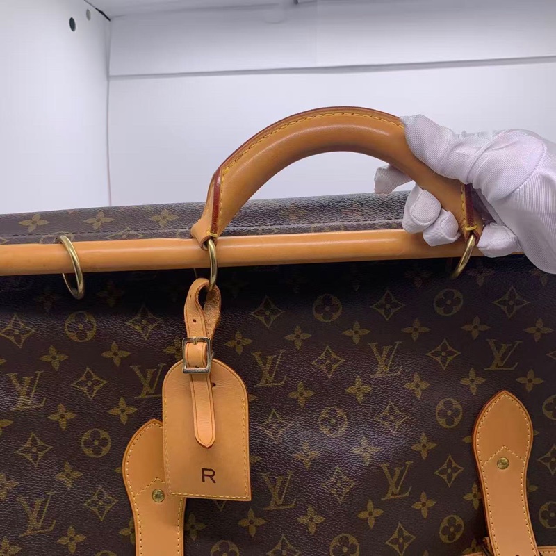 二手Lv狩獵手提包，Louis vuttion hunting bag，吊牌有R標記字母，配皮正常使用痕跡變色-8