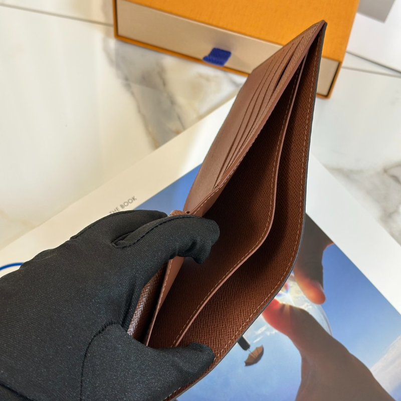 LOUIS VUITTON Marco雙折零錢袋皮夾-3