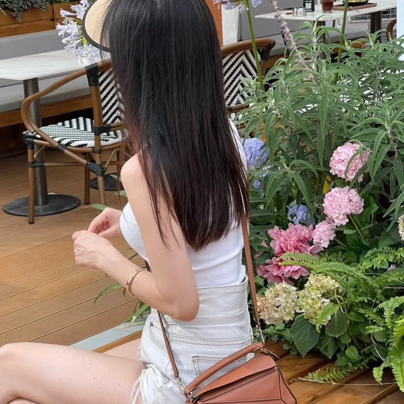 LOEWE Puzzle小牛皮手袋 - 迷你棕色-7