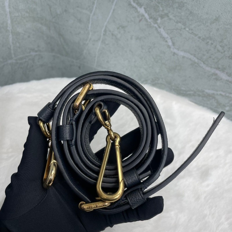 LV 全皮壓紋 深藍偏黑 speedy25枕頭包-23