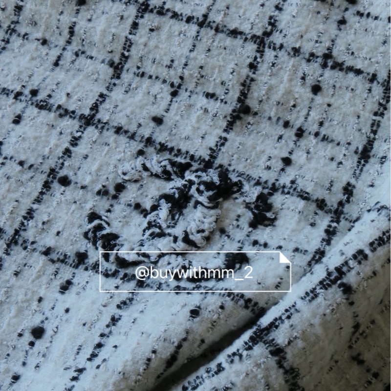 ⭐️賣場有滿額折扣⭐️香奈兒 白色毛呢格紋圍巾-3