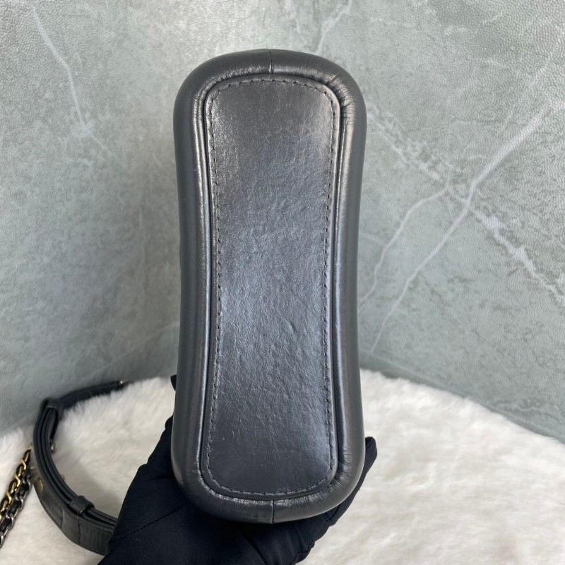 CHANEL 藍色拼粉色V紋 牛皮流浪包 肩背包-3