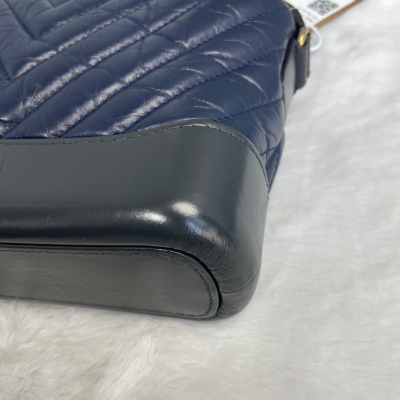 CHANEL 藍色拼粉色V紋 牛皮流浪包 肩背包-14