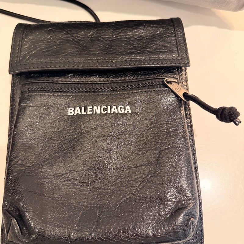 Balenciaga 巴黎世家 Explorer系列黑色小羊皮斜背包-5
