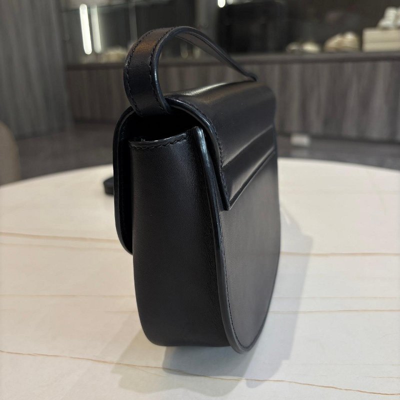 *SHIHNA名牌精品* YSL Saint Laurent KAIA 小款滑面牛皮馬鞍包(黑色)-7