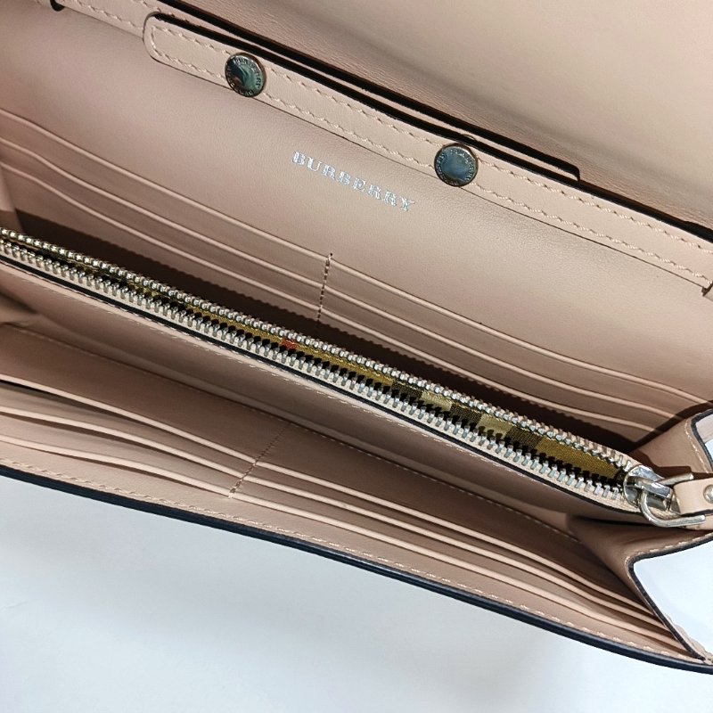 BURBERRY 粉色牛皮斜挎包單肩包 銀色五金 可拆卸肩帶-6