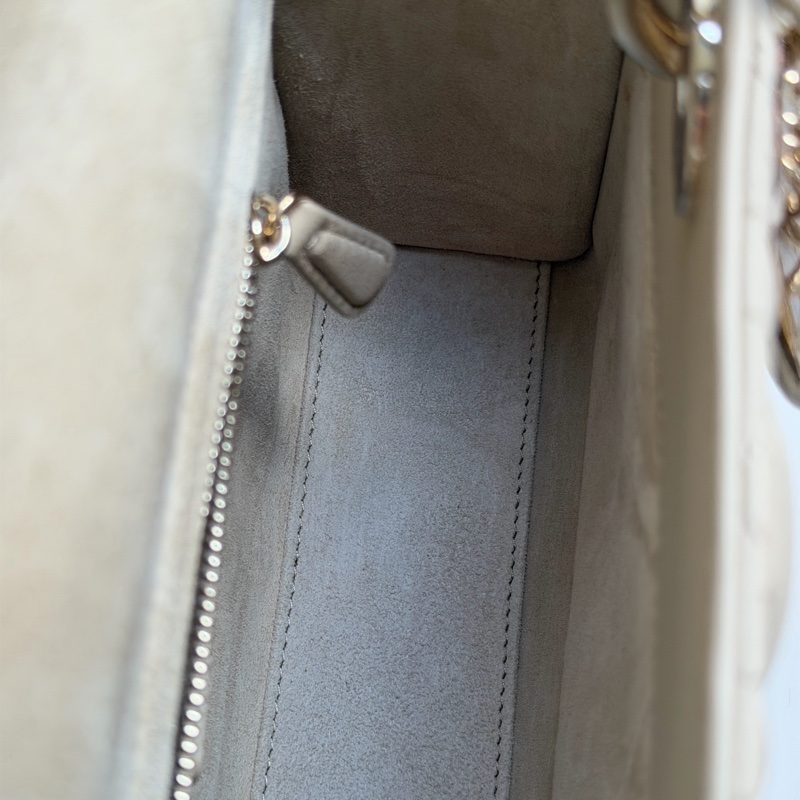 🎄Dior Lady 燕麥奶茶色 4格全配件+台灣購證（99新🆕）-20