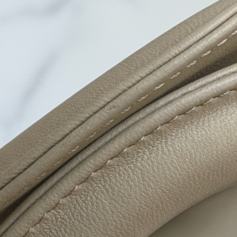 🎄Dior Lady 燕麥奶茶色 4格全配件+台灣購證（99新🆕）-29