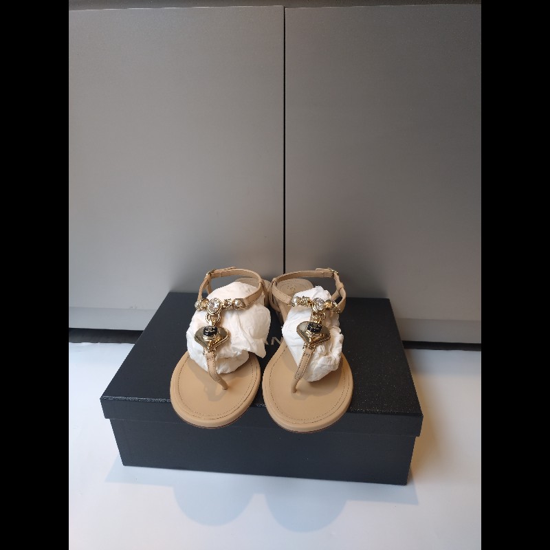 Chanel 駝皮淡金愛心水鑽夾腳涼鞋-0