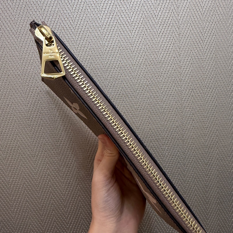 LV 斑鳩灰米白Logo Neo Noe MM水桶包M45555-14