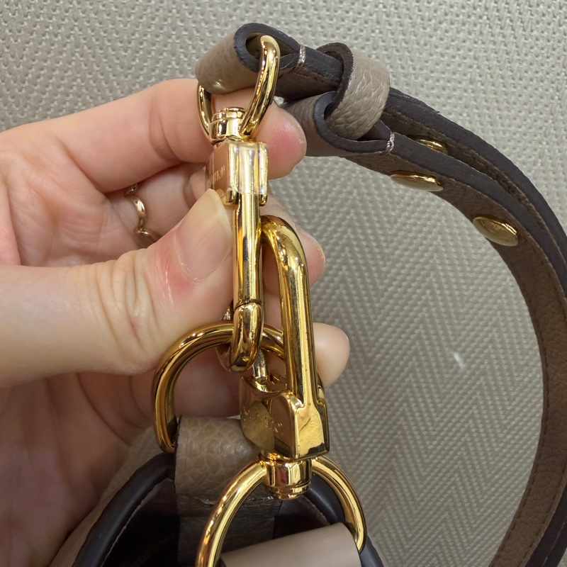 LV 斑鳩灰米白Logo Neo Noe MM水桶包M45555-16